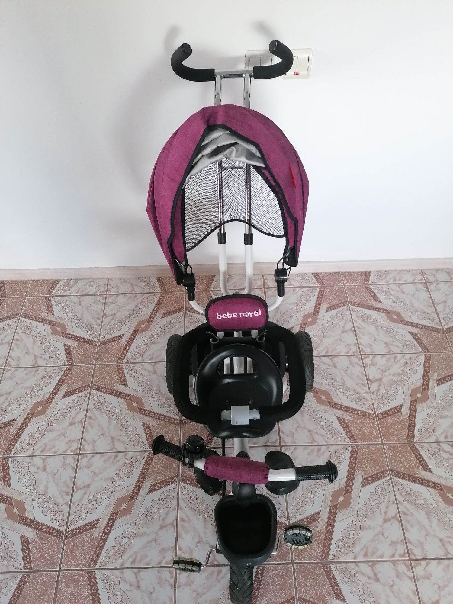 Tricicleta Bebe Royal mov- reversibila si pliabila
