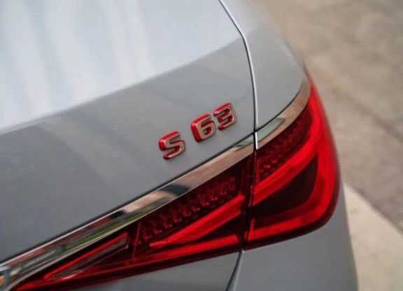 W223 S-Class 2020- Шильдик S63 красный E Performance