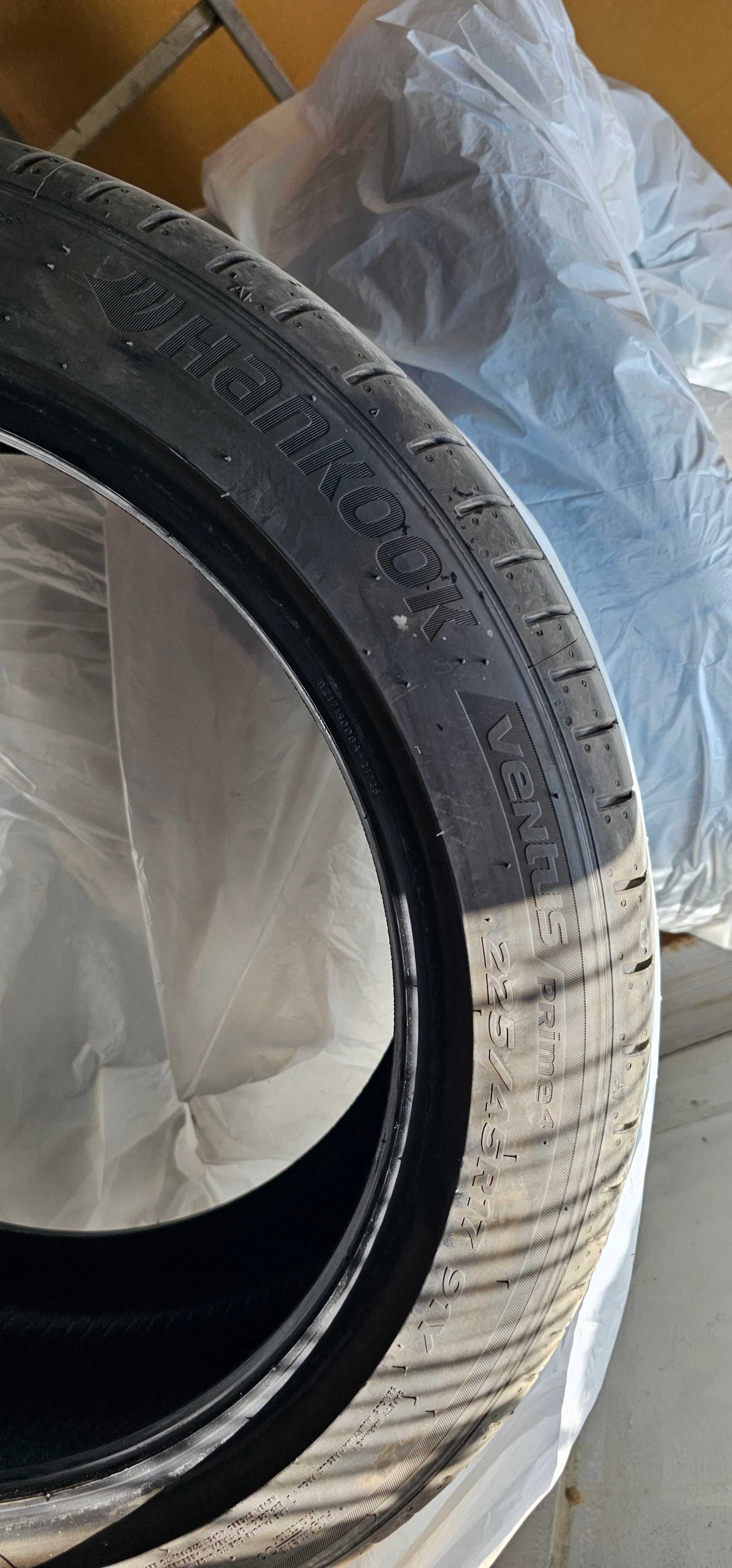 Set Anvelope Vara Hankook 225/45/17 NOI