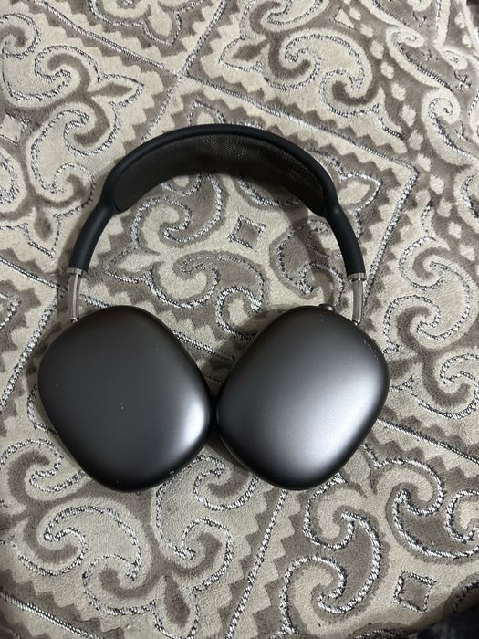 Airpods Max с нерабочим аккумулятором
