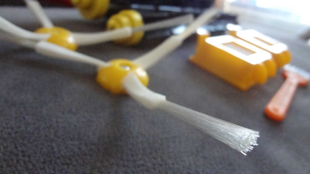 Комплект аксесоари за робот прахосмукачка iRobot Roomba серия 700