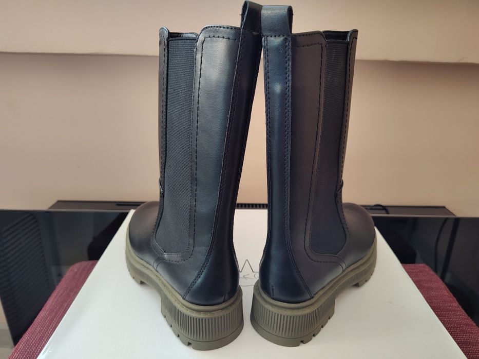 нови, Deichmann, №36