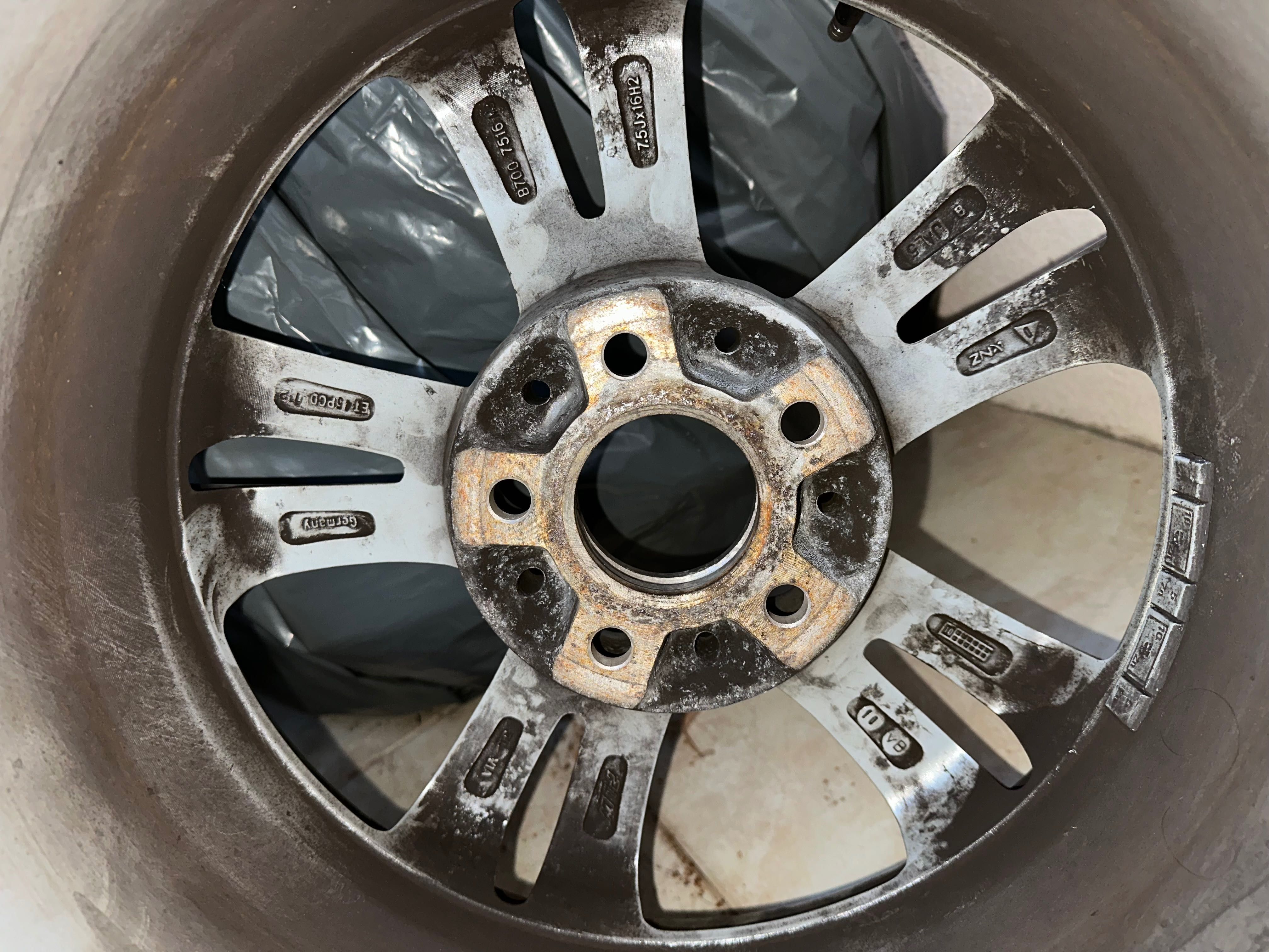 4бр джанти за Mercedes 5x112 със зимни гуми Continental