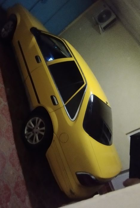 Moshina sotiladi Prince