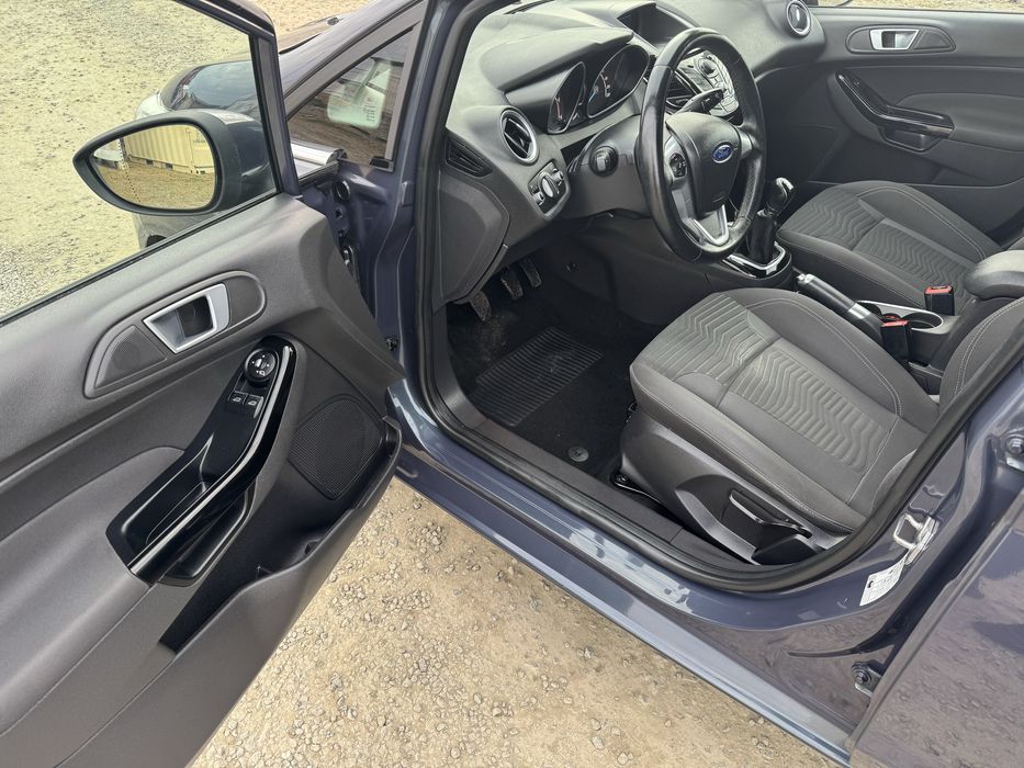 Ford Fiesta 1.6CDTI An:10/2013  4650€ NEG