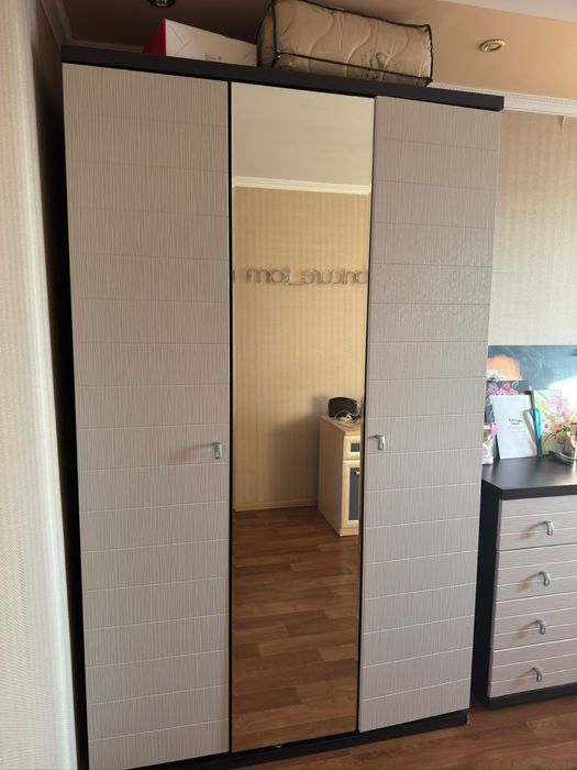 Шкаф 3 створчатый и комод