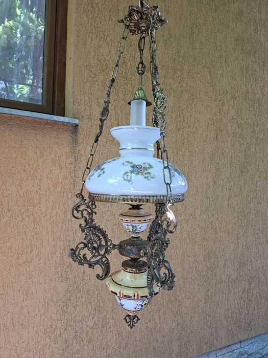 Candelabru, lampa electrica veche