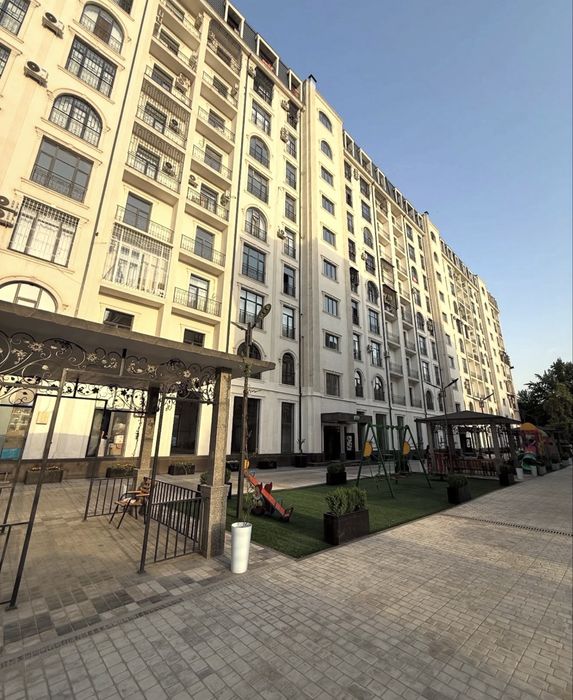 Kvartira Barocco 4 xona 110 kvadrat