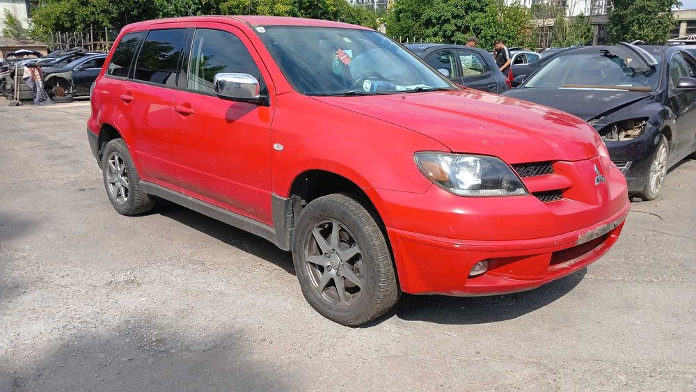 Dezmembrez Mitsubishi Outlander 2.0 Benzina Din 2005 - 4G63