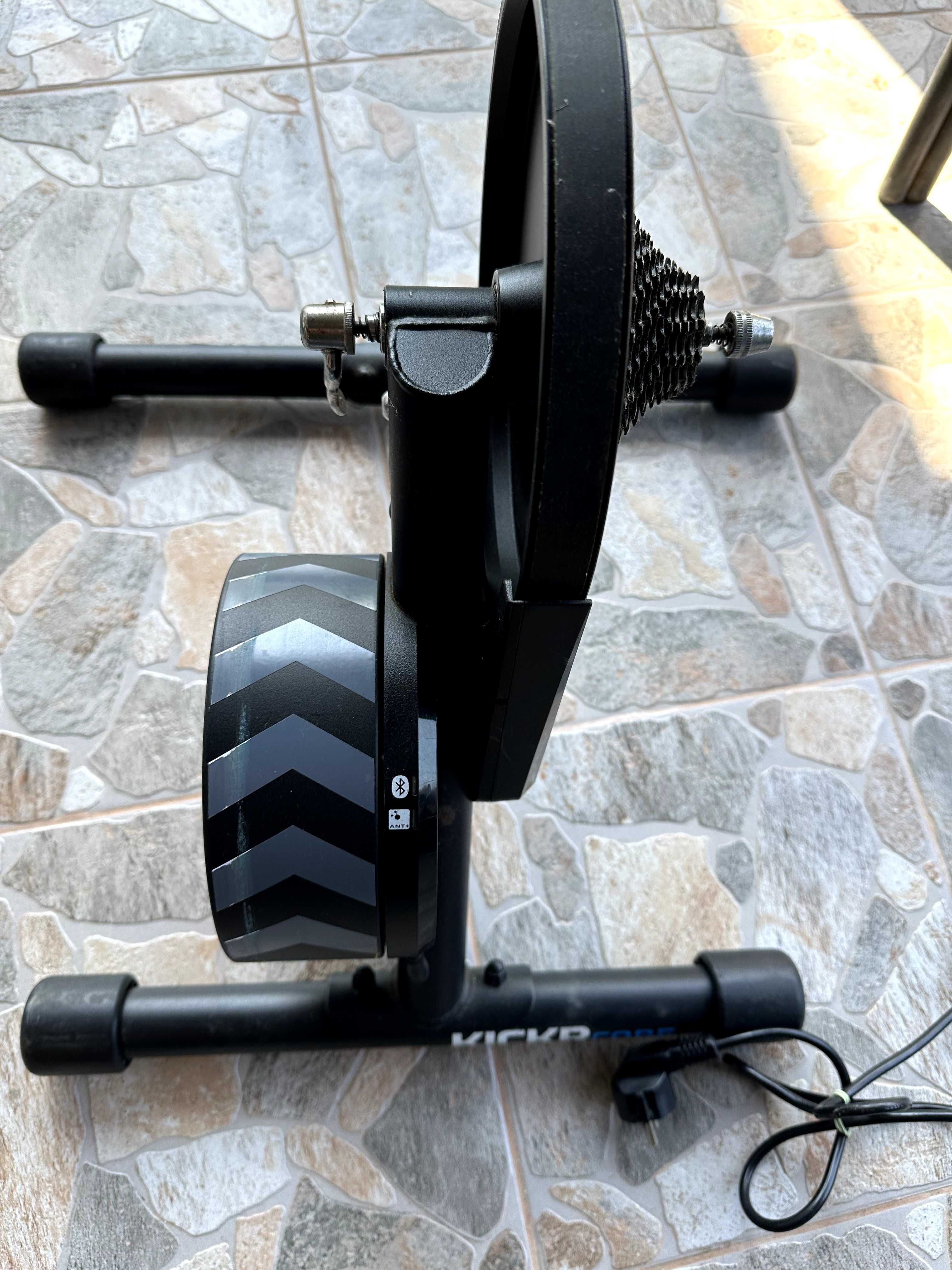 Vand Home trainer Wahoo Kickr Core cu caseta pinioane Ultegra