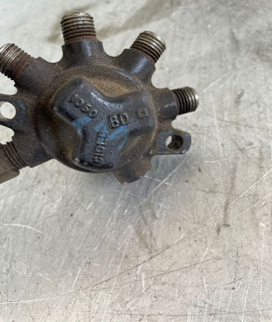 Rampa injectoare 8200057232 Dacia Logan prima generatie