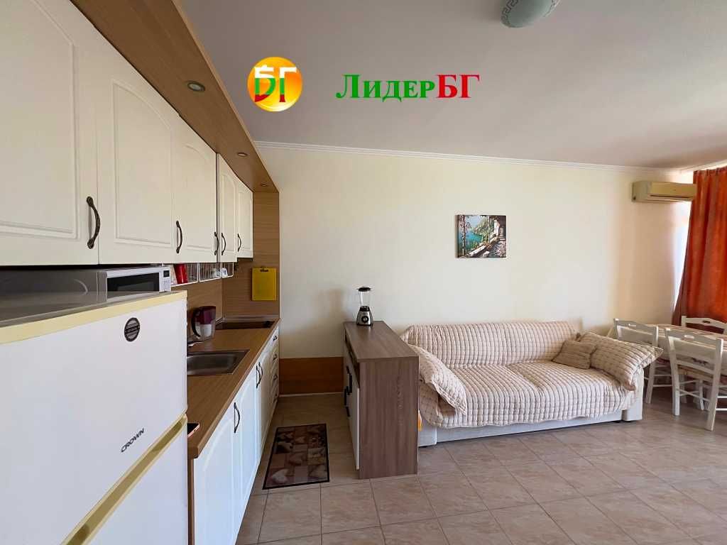 Продава се Тристаен апартамент в к.к. Елените - 100 кв.м за 1300 €/кв.м - Снимка #4