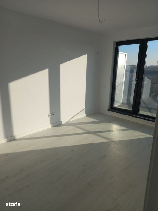 N. Grigorescu 2 camere decomandat 56 mp + terasa 15 mp