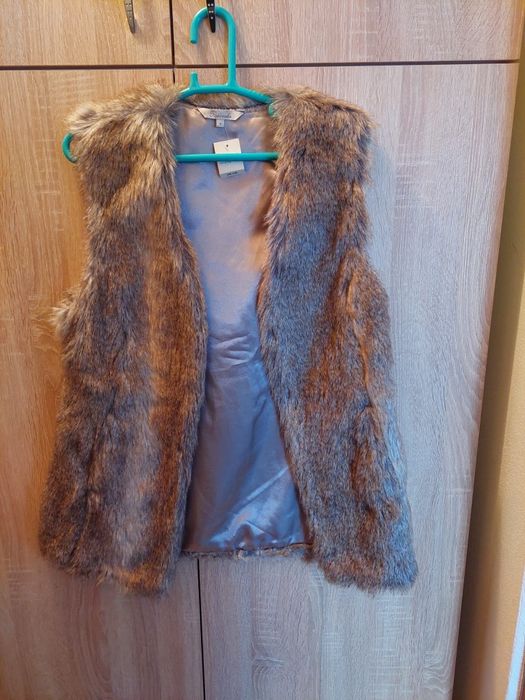 Vesta cu blanita