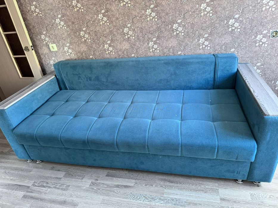 Продам диван б/у