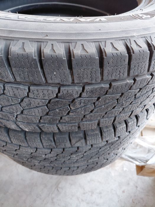 Продавам гуми за бус 195/75/16