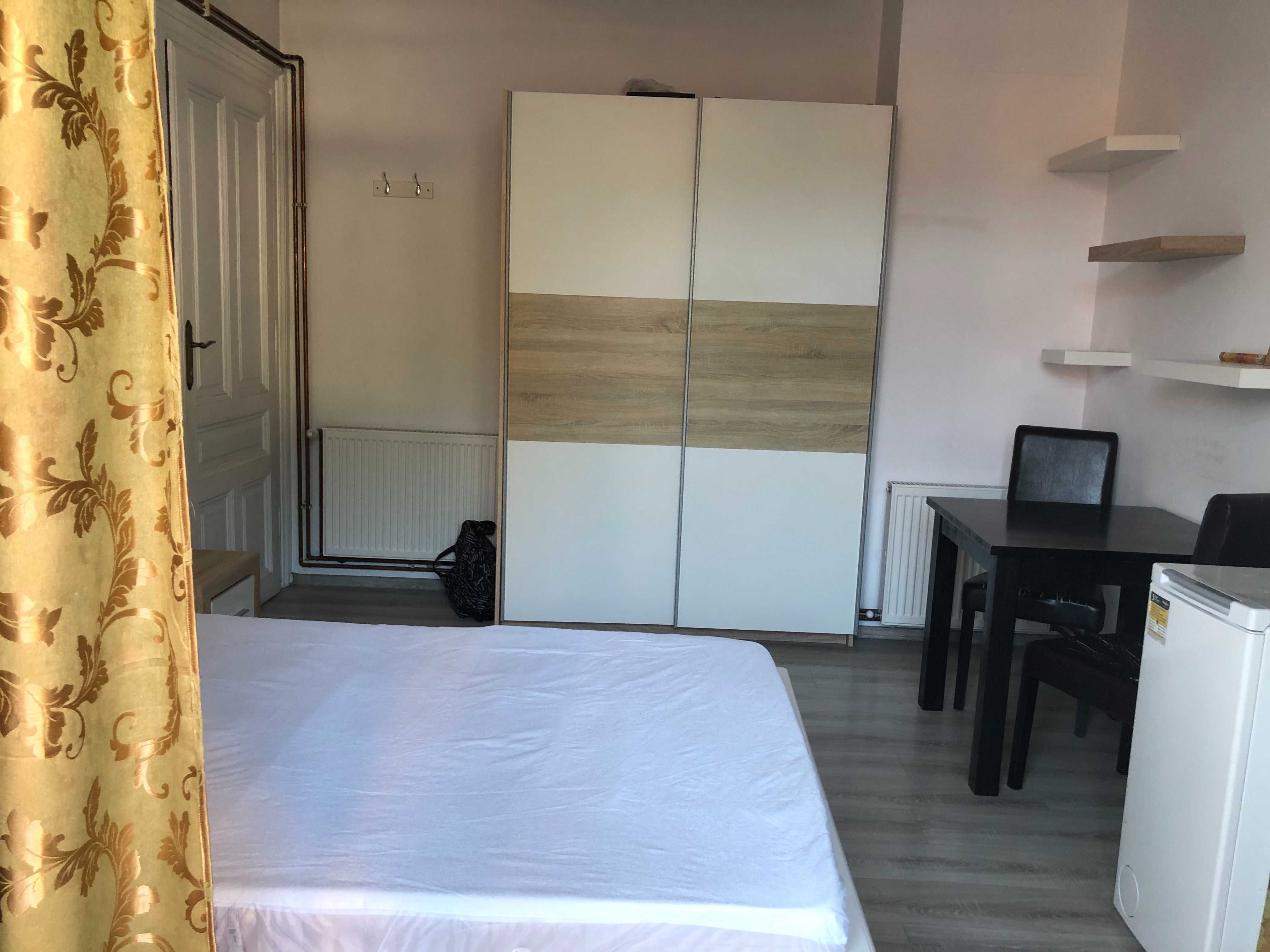 Studio Ultracentral Aro Palace
