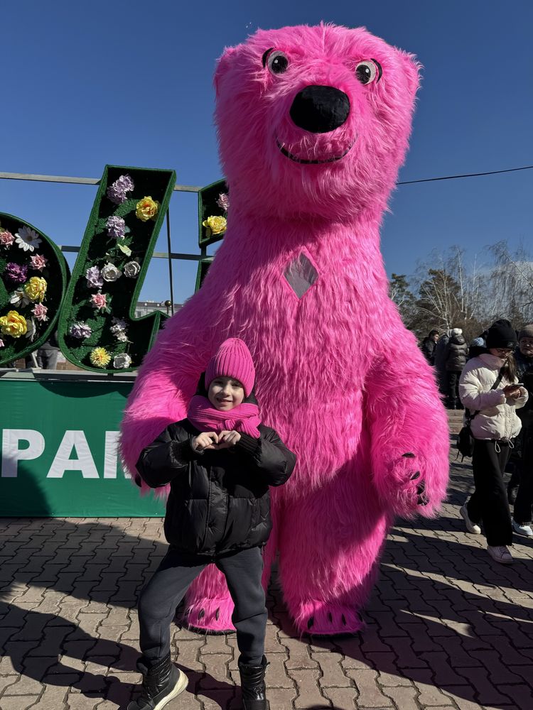 Аниматор розовый мишка