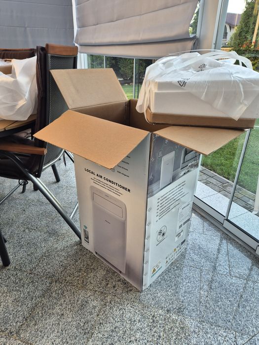 Aer conditionat portabil 12000 BTU Hisense