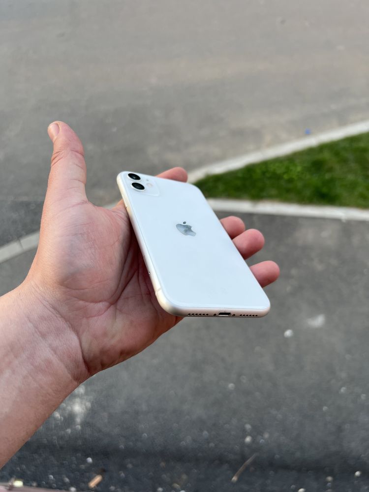 Iphone 11 Alb neverlock ca Nou