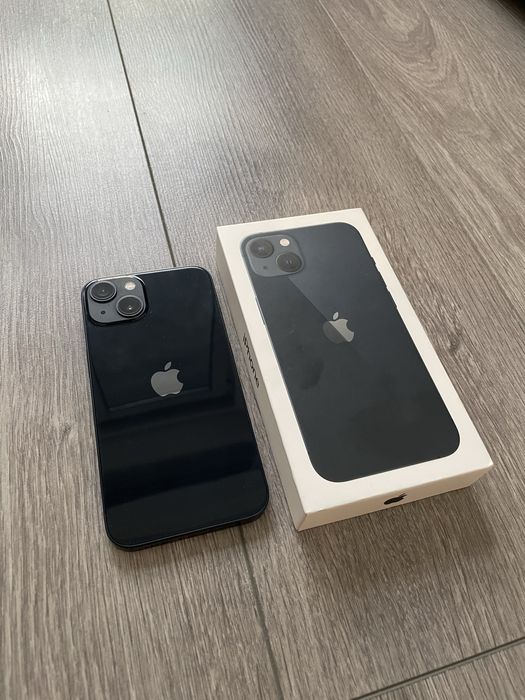 iPhone 13 в идеальном состоянии