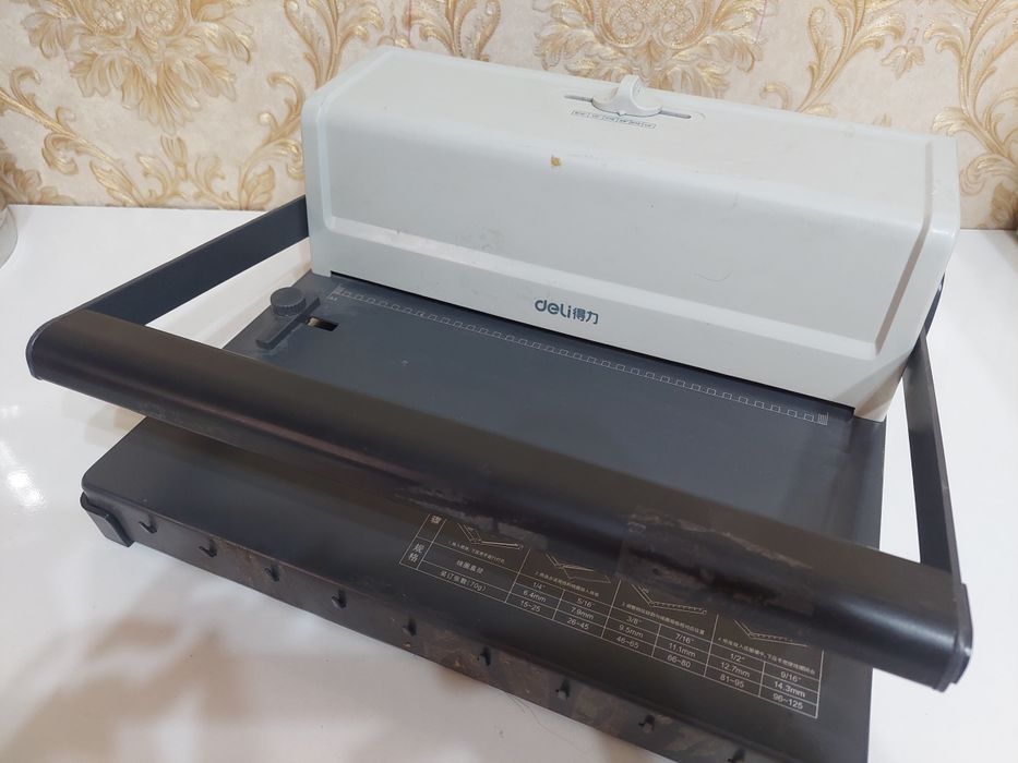 Deli для переплёта и резки бумаг