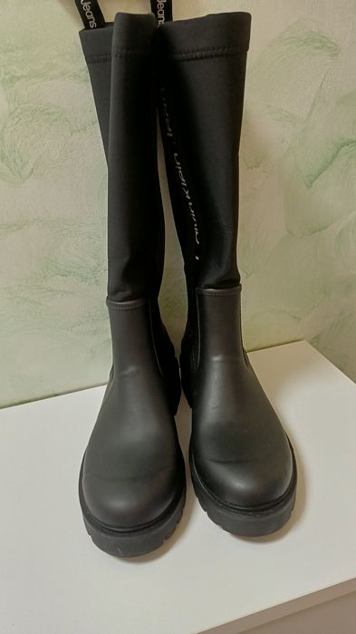 Calvin Klein нови ботуши