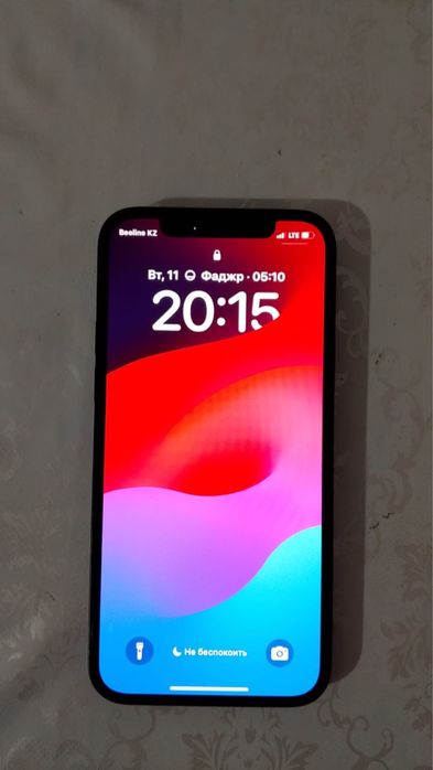 Айфон 12 64 гб.