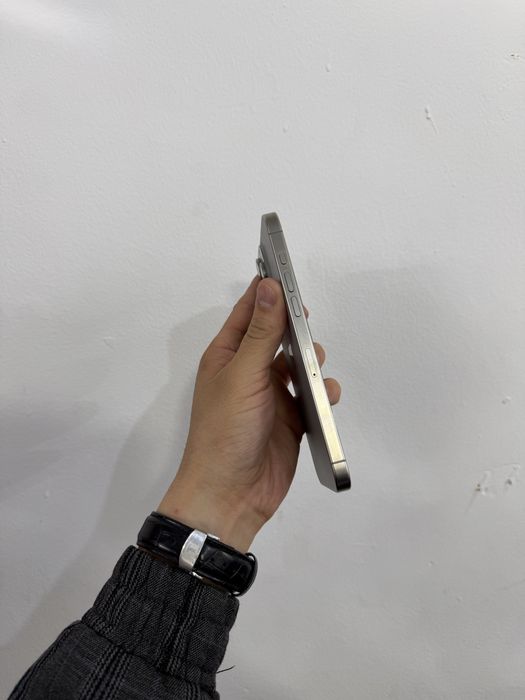 srochna Iphone 15 pro max 87%