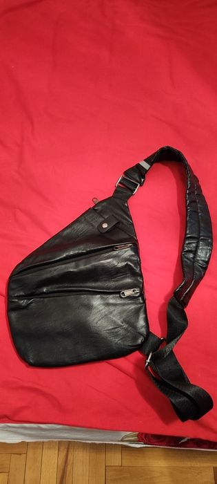Сумка кожаная через плечо