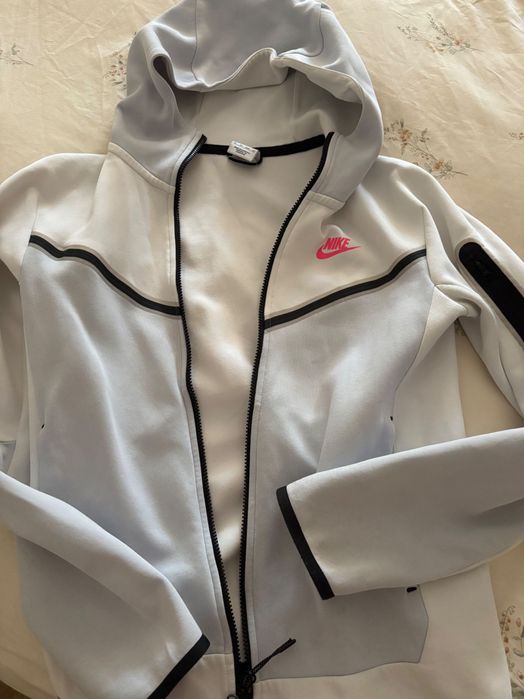 Hanorac Nike Tech - XS