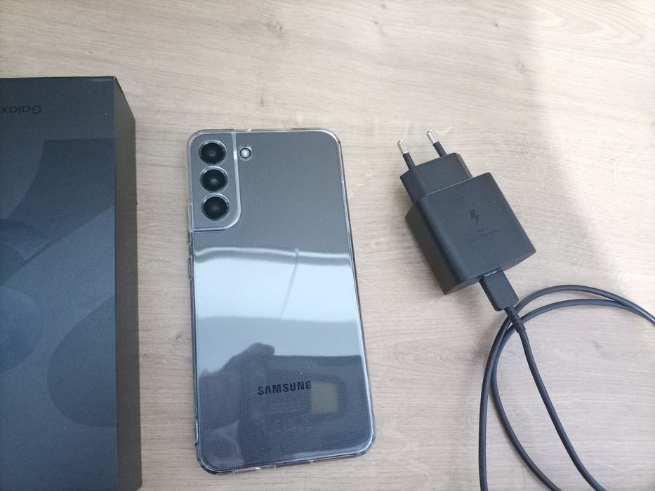 Samsung s22 plus stare foarte bună