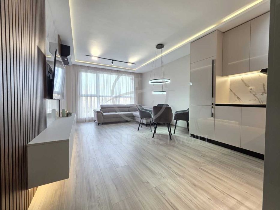 Продава се Двустаен апартамент в Пловдив, Кючук Париж - 72 кв.м за 1147 €/кв.м - Снимка #2