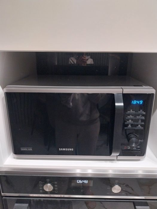 Cuptor  microunde Samsung