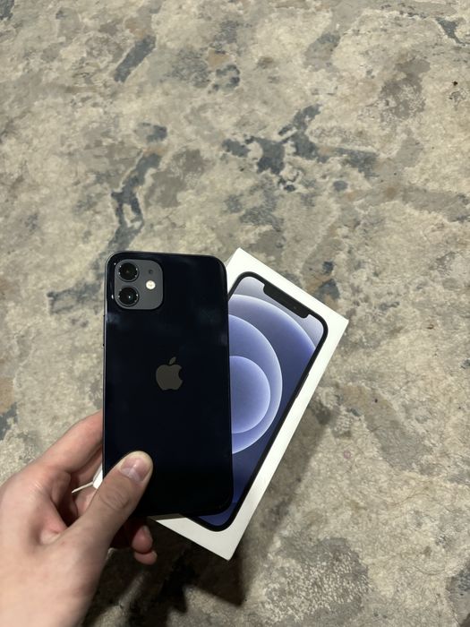 Iphone 12 64GB Ideaal