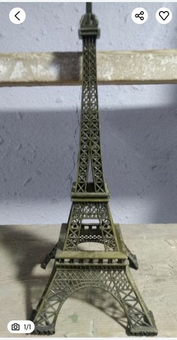 Сувенир Эйфелева башня