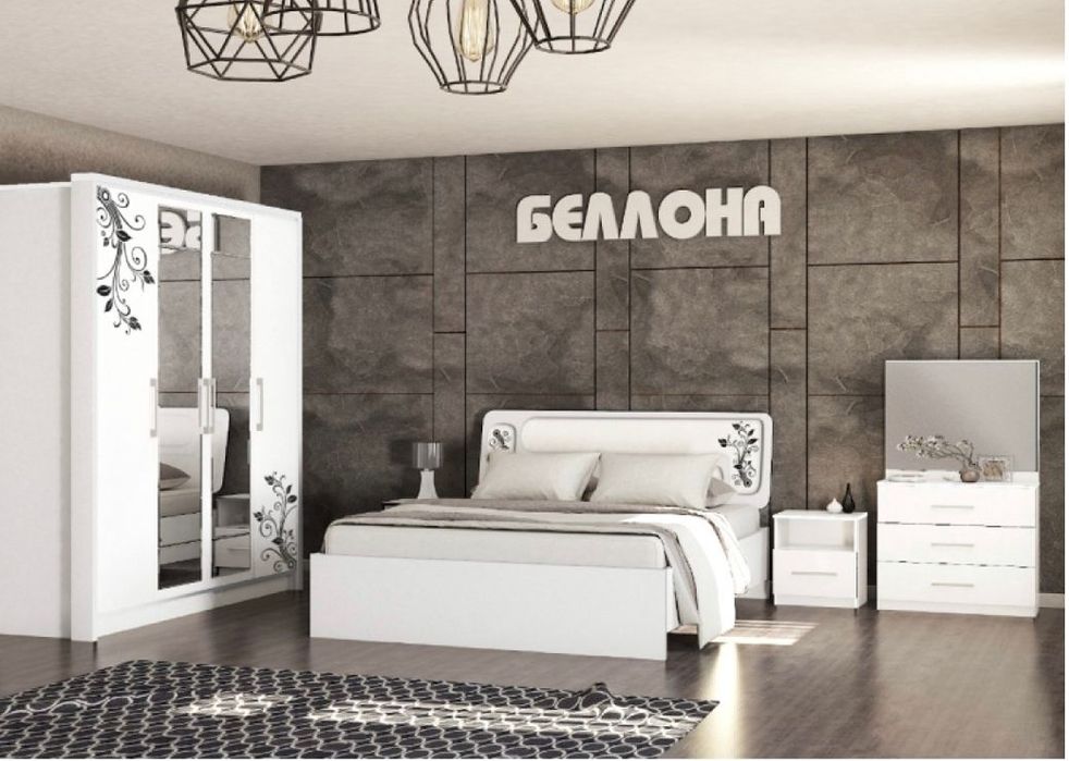 Продам кровать с матрасом + комод с зеркалом новый