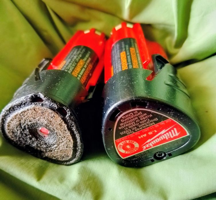 Милоуки(Milwaukee)батерия 2 броя