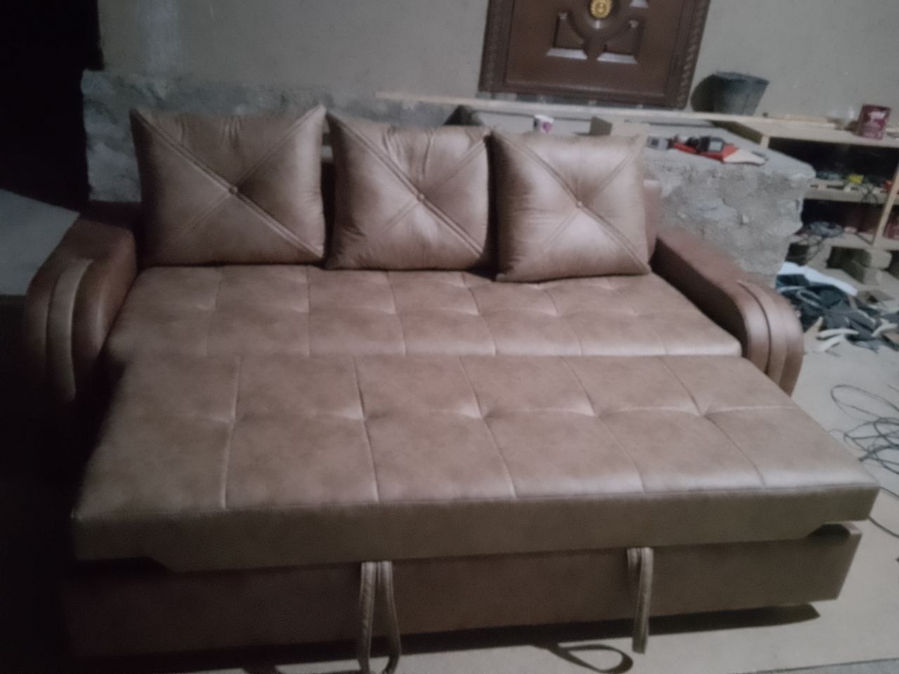 Mebel divan aloxda