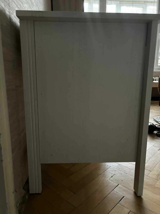 Бюро от Икеа, 90/52 височина 73 см, в много добро състояние