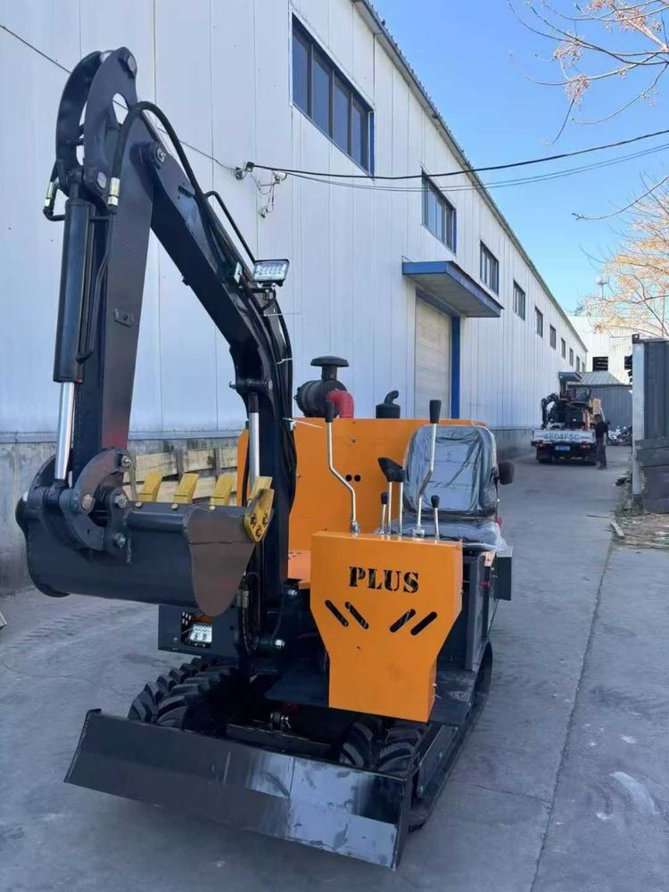MINI EKSKAVATOR va boshqa qishloq xojalik mashinalari