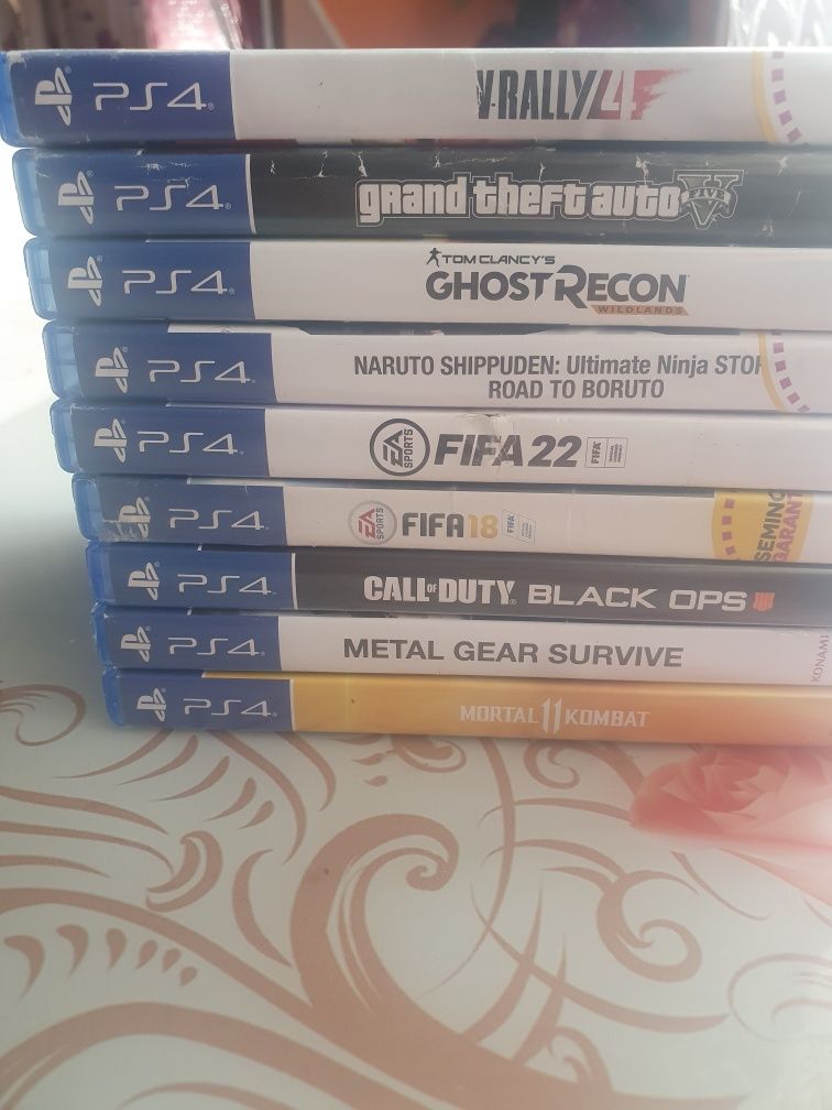 Se vinde jocuri pentru ps 4