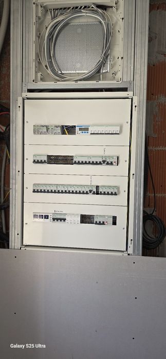 Electrician autorizat anre