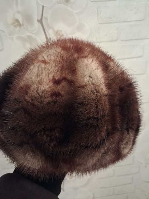 Продам Норковый  берет