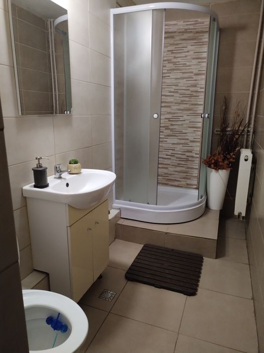 Garsoniera regim hotelier Unirii (mall Vitan )