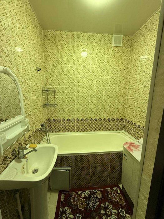 Продаётся 2х комн квартира на 2 этаже Ор-р 6 микрорайон Оазис