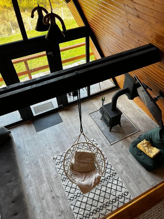 De inchiriat Cabane A-Frame pt 2-4 pers. jacuzzi incalzit