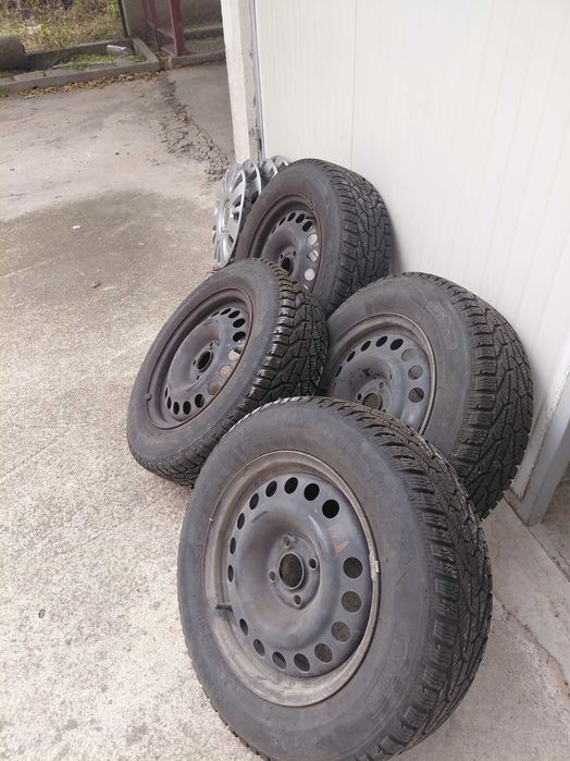 Зимни гуми 195 65 15 с джанти