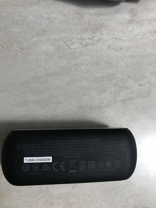 Casti Jbl Reflect Flow cu Defect