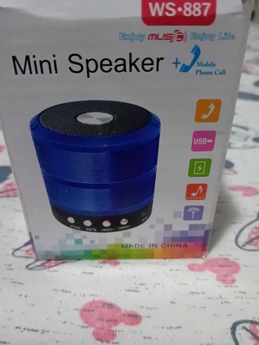 ₩ vând mini speaker bluetooth radio usb nou